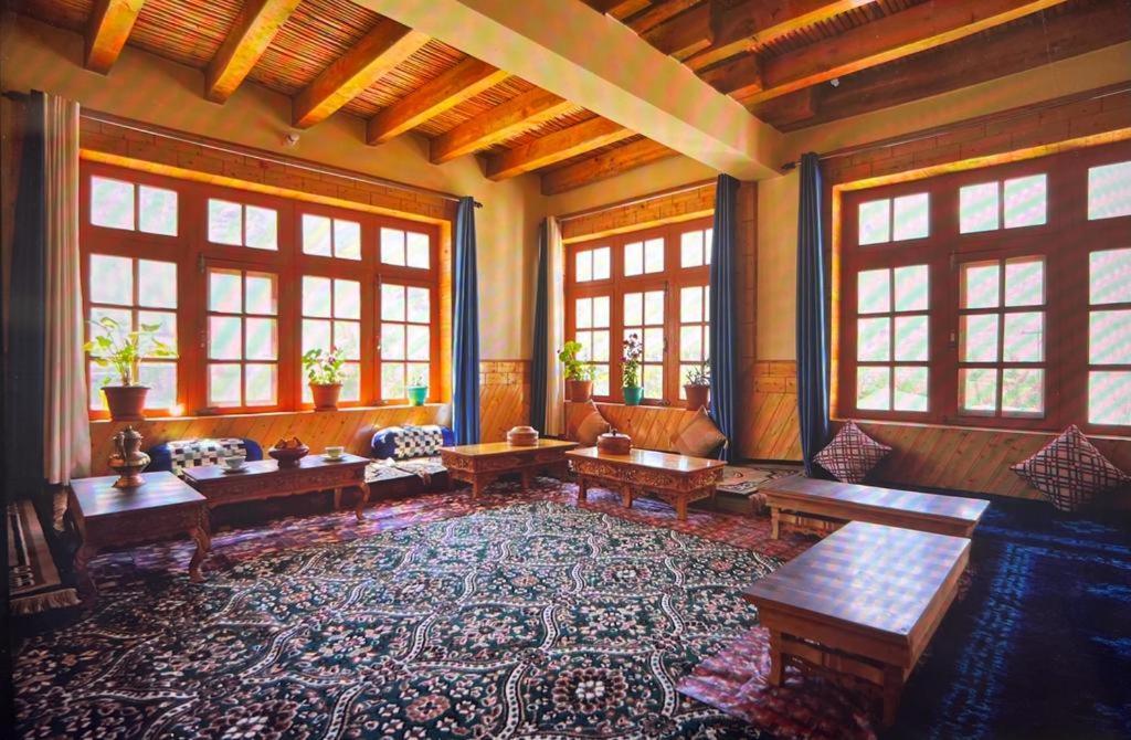 Guru View Home Stay Padam Bagian luar foto